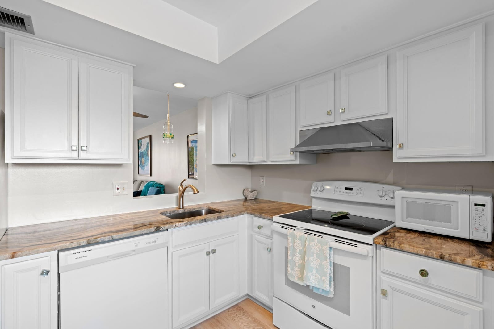27 Abbey Lane 307, Delray Beach, FL 33446 photo 9