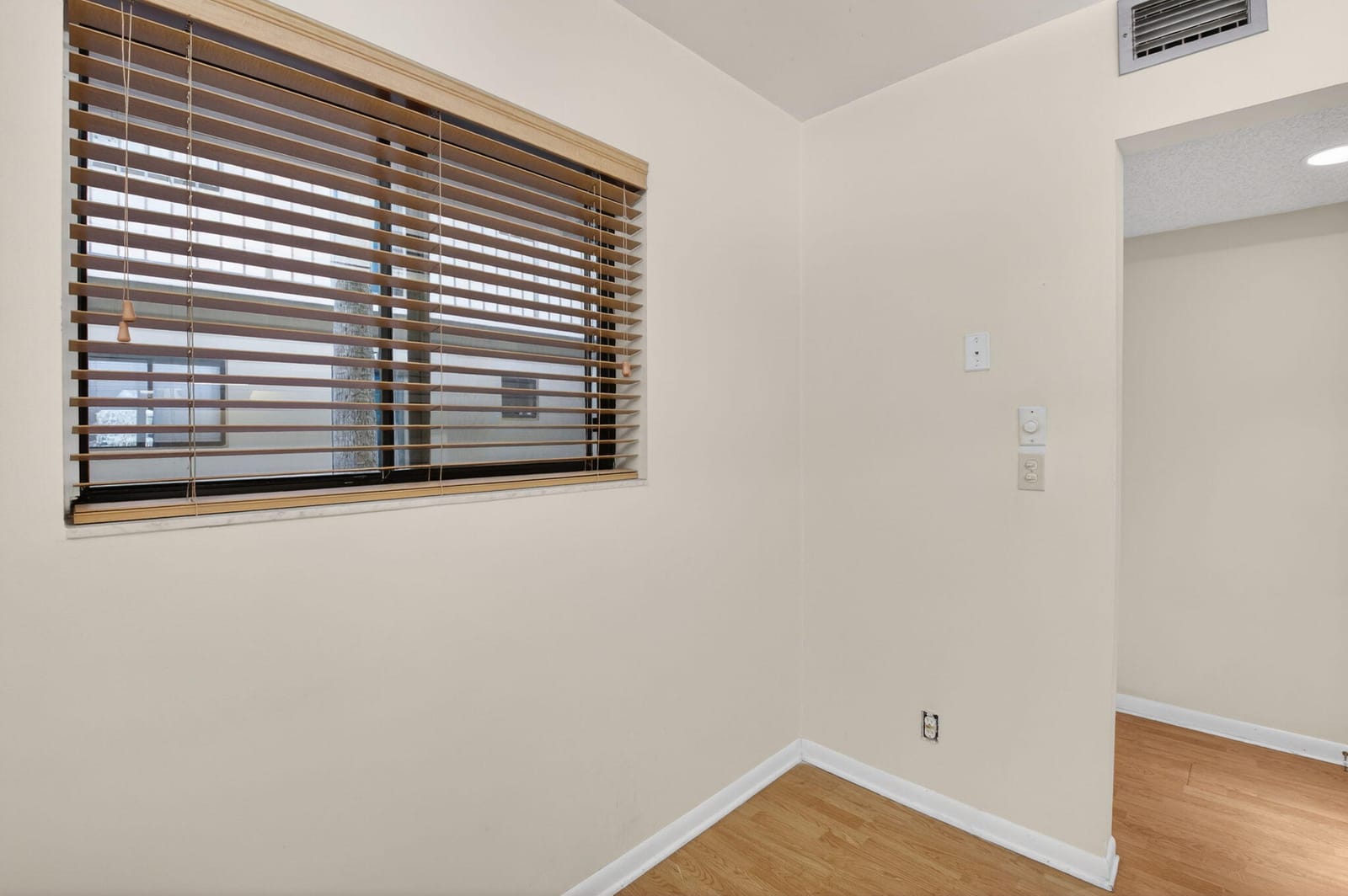 5190 Las Verdes Circle 120, Delray Beach, FL 33484 photo 15