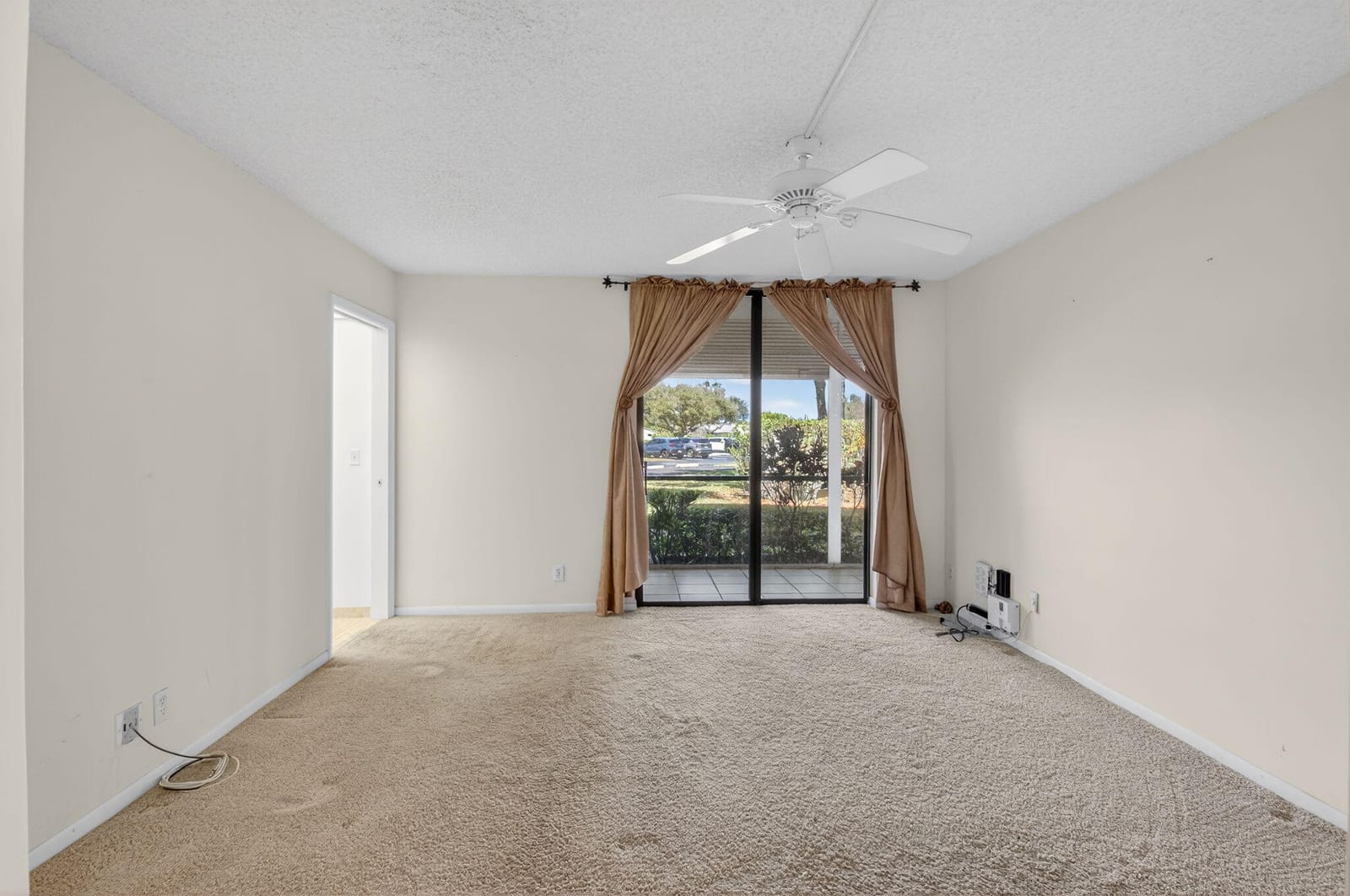 5190 Las Verdes Circle 120, Delray Beach, FL 33484 photo 16