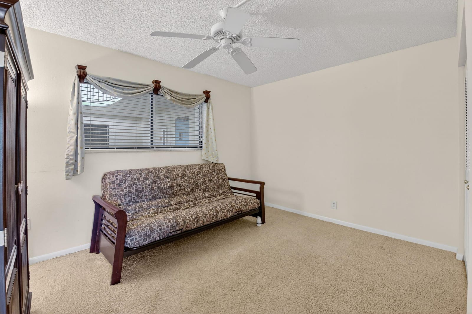 5190 Las Verdes Circle 120, Delray Beach, FL 33484 photo 21