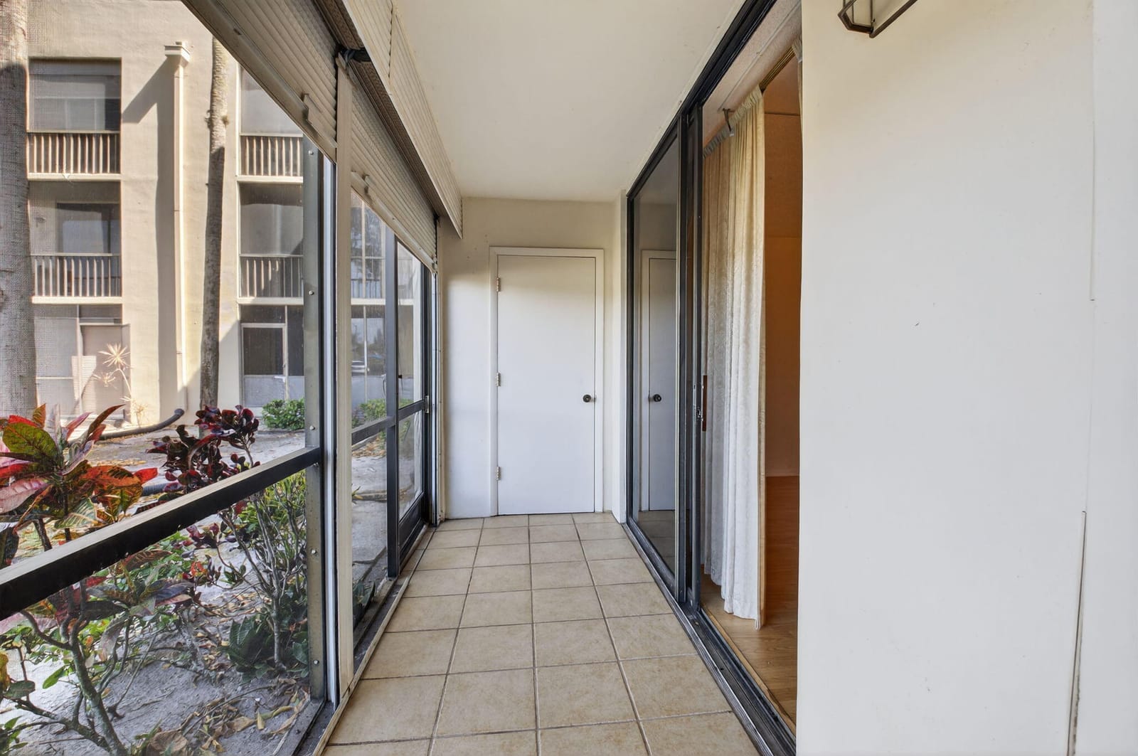 5190 Las Verdes Circle 120, Delray Beach, FL 33484 photo 25