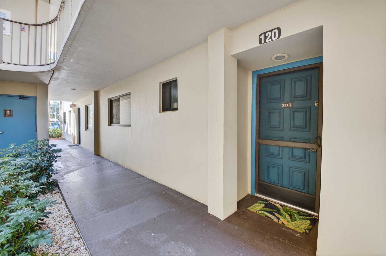 5190 Las Verdes Circle 120, Delray Beach, FL 33484 photo 4