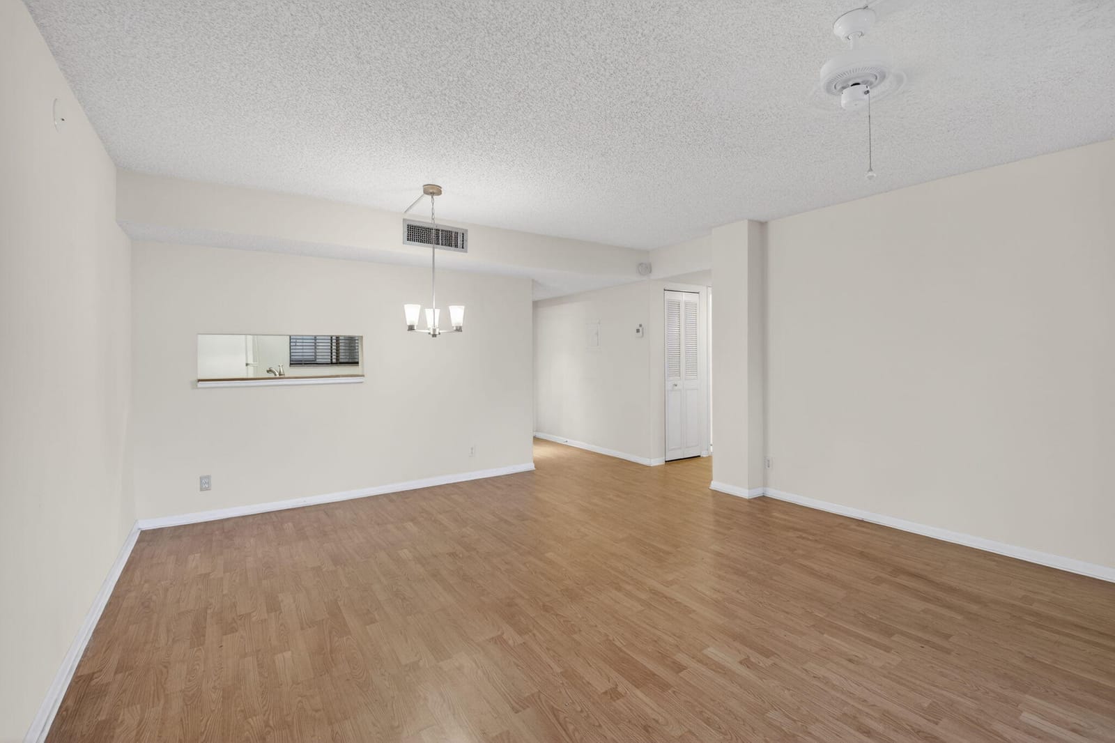 5190 Las Verdes Circle 120, Delray Beach, FL 33484 photo 8
