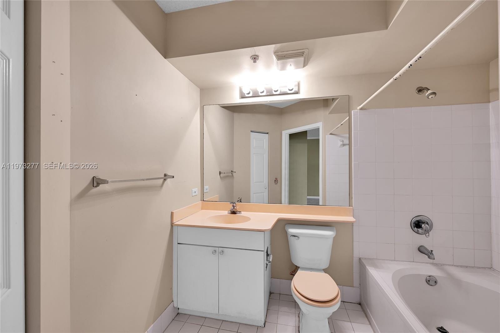 17150 N Bay Road 2210, Sunny Isles Beach, FL 33160 photo 19