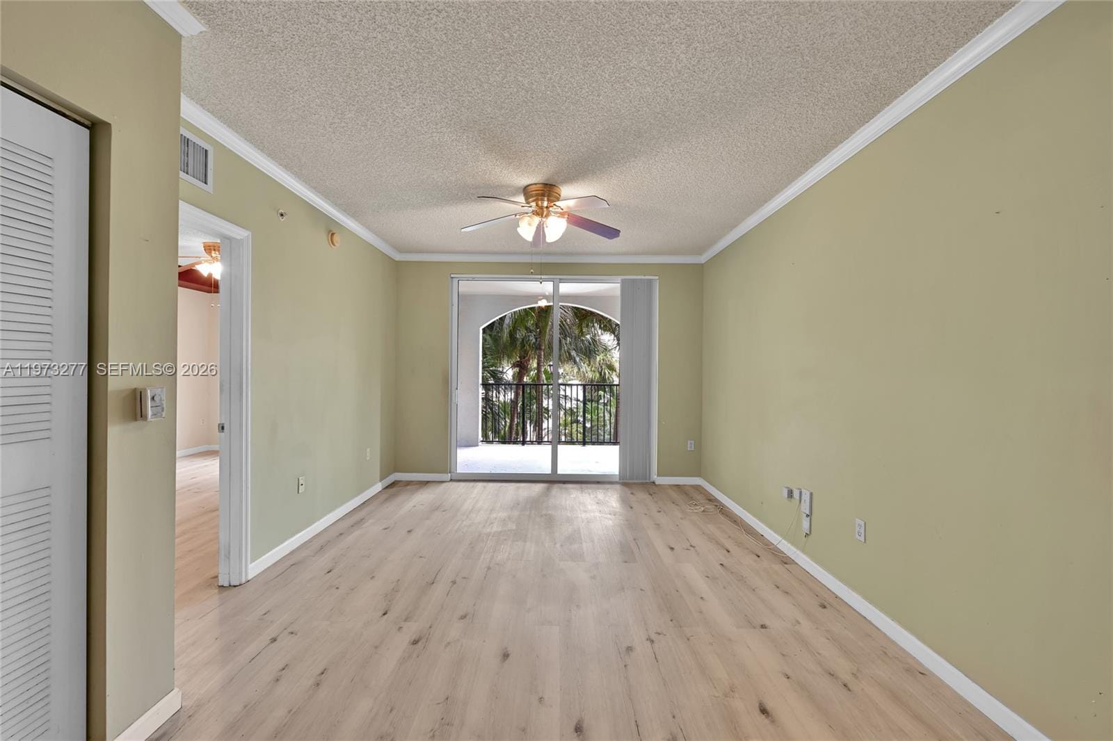 17150 N Bay Road 2210, Sunny Isles Beach, FL 33160 photo 8
