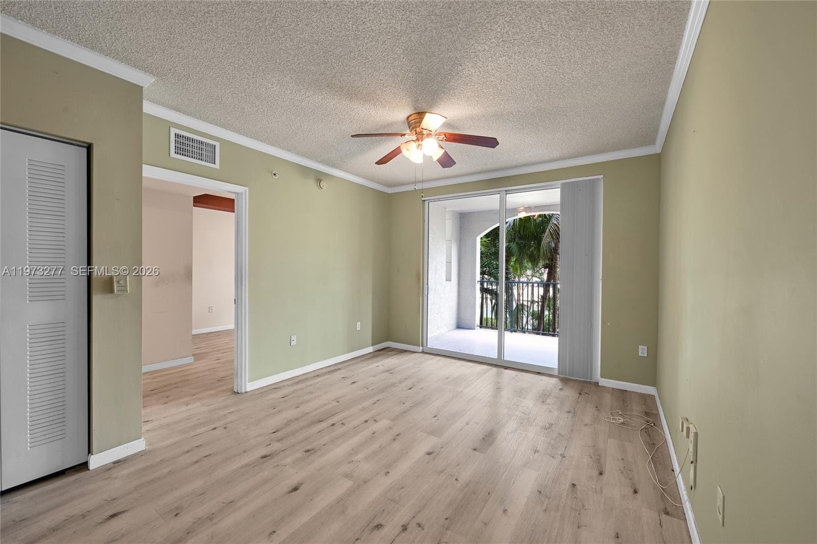 17150 N Bay Road 2210, Sunny Isles Beach, FL 33160 photo 9
