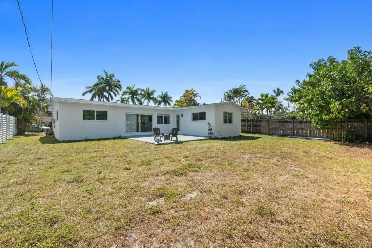 1741 NE 40th Street, Oakland Park, FL 33334 photo 30