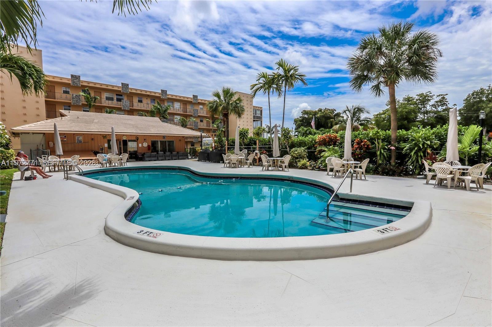 2145 Pierce Street 421, Hollywood, FL 33020, Hollywood