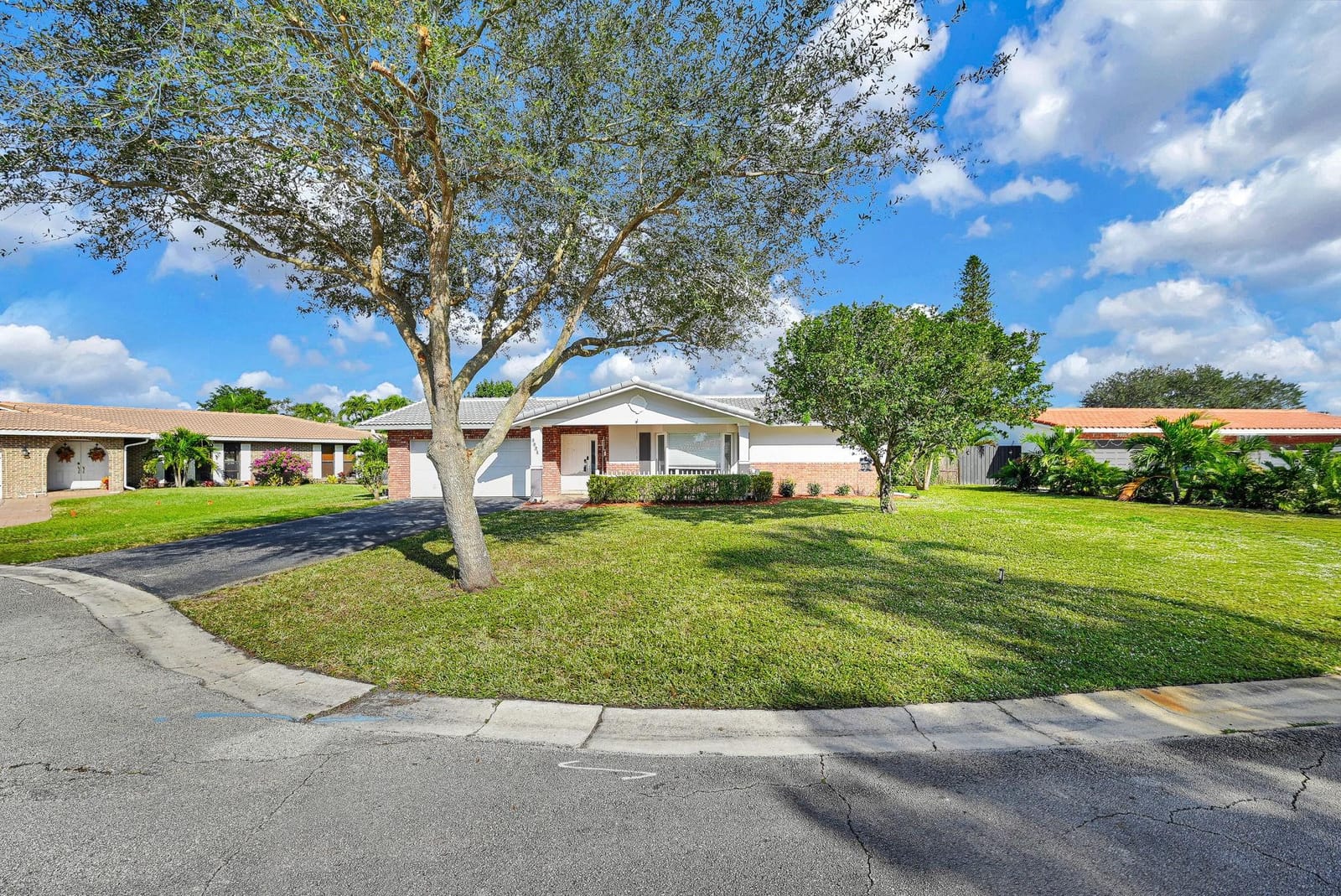 9921 NW 38th Street — photo 10