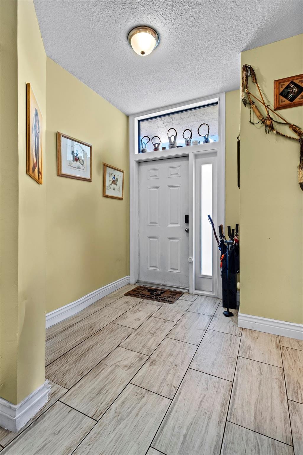 7525 NW 61st Terrace 1802 — photo 3