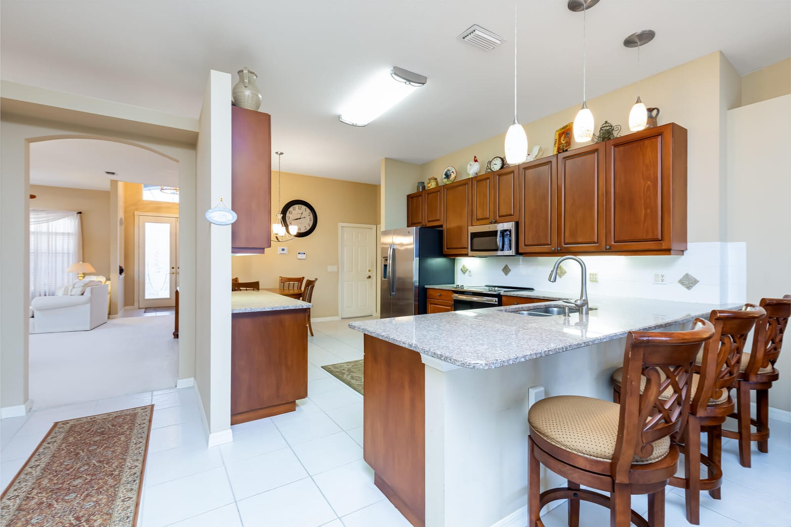 584 NW Lambrusco Drive — photo 6
