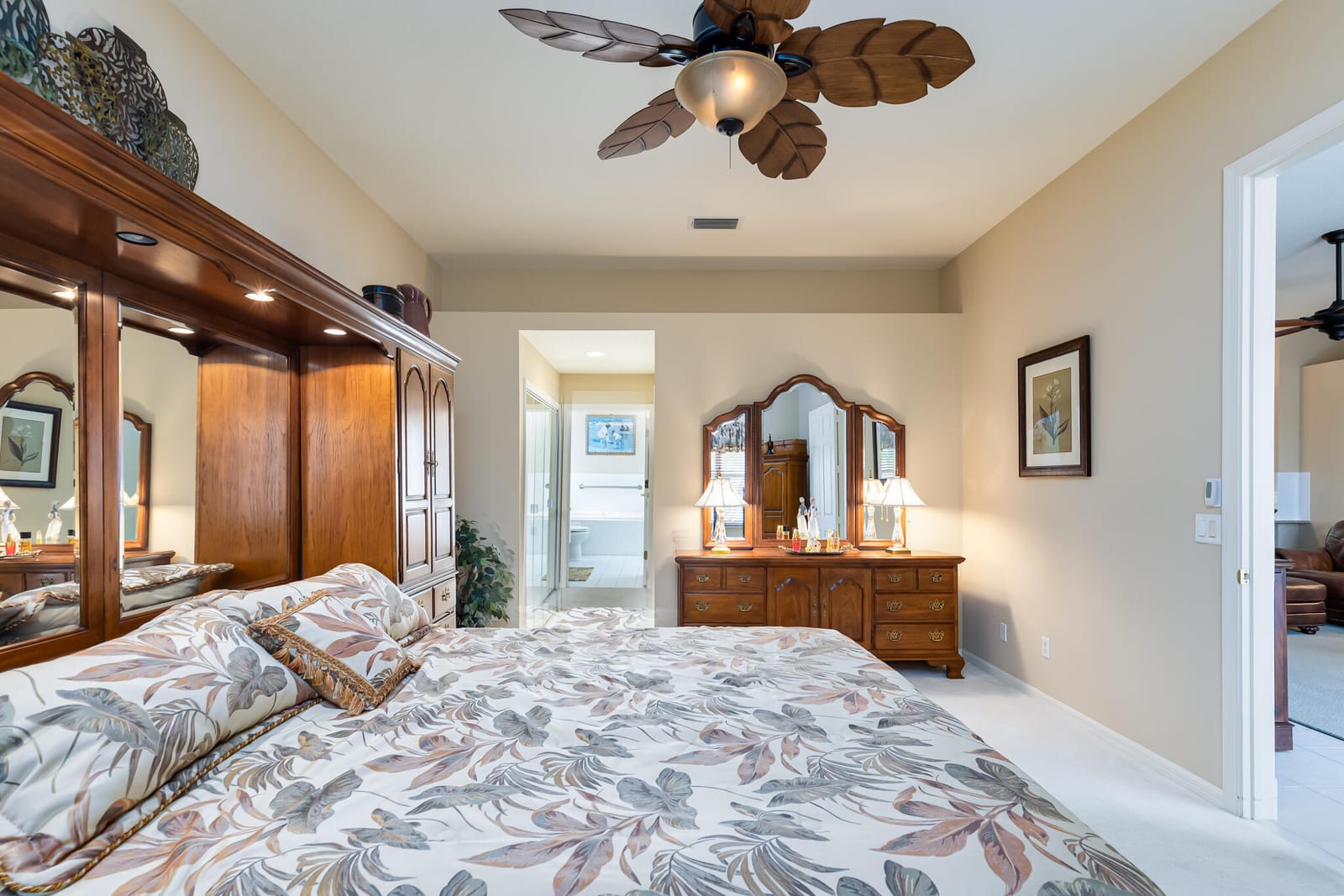584 NW Lambrusco Drive — photo 11