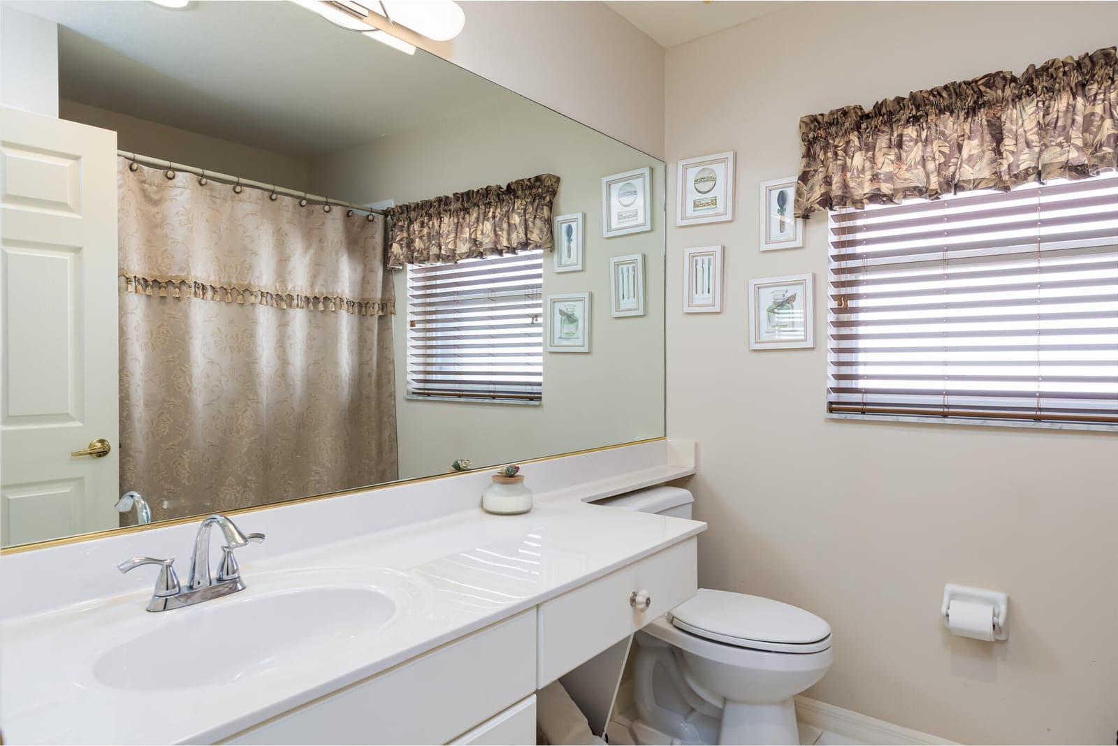 584 NW Lambrusco Drive, Port St. Lucie, FL 34986 photo 15
