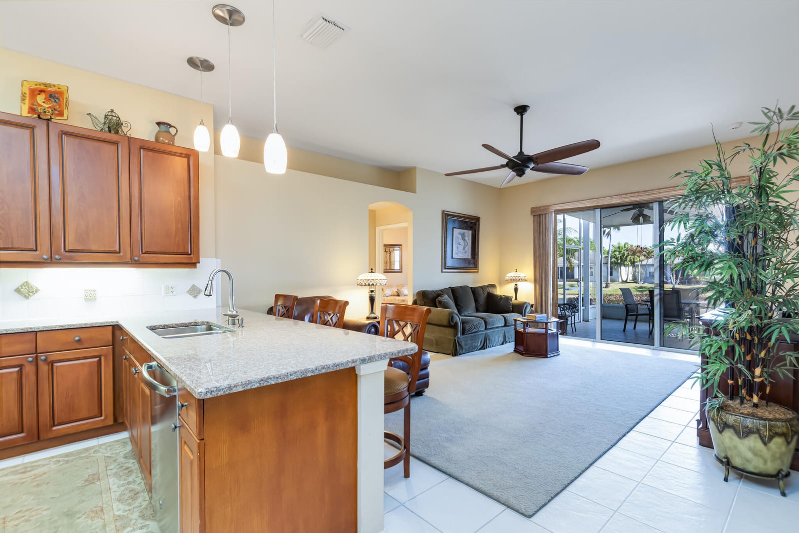584 NW Lambrusco Drive — photo 5