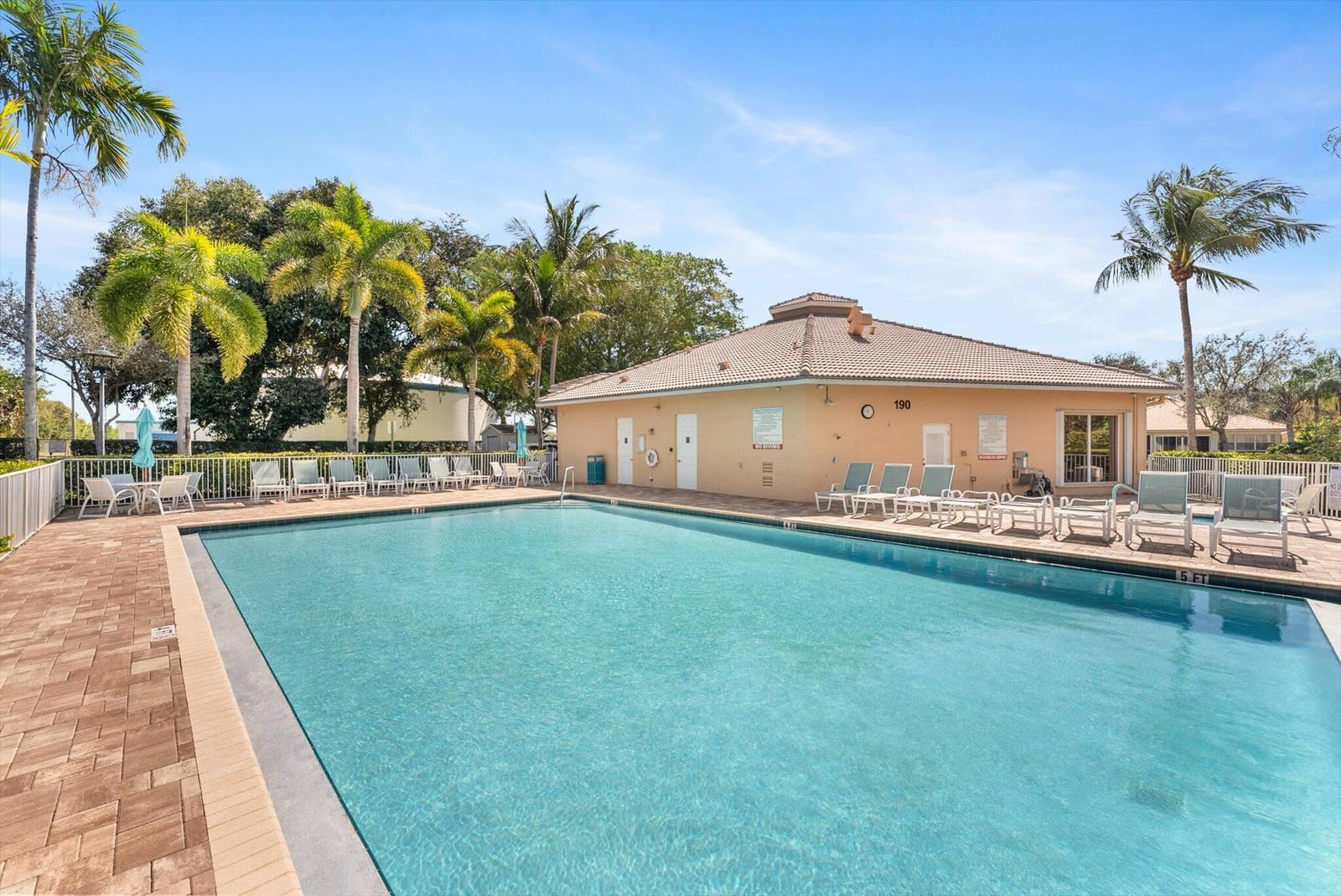 392 W Coral Trace Circle, Delray Beach, FL 33445 photo 25