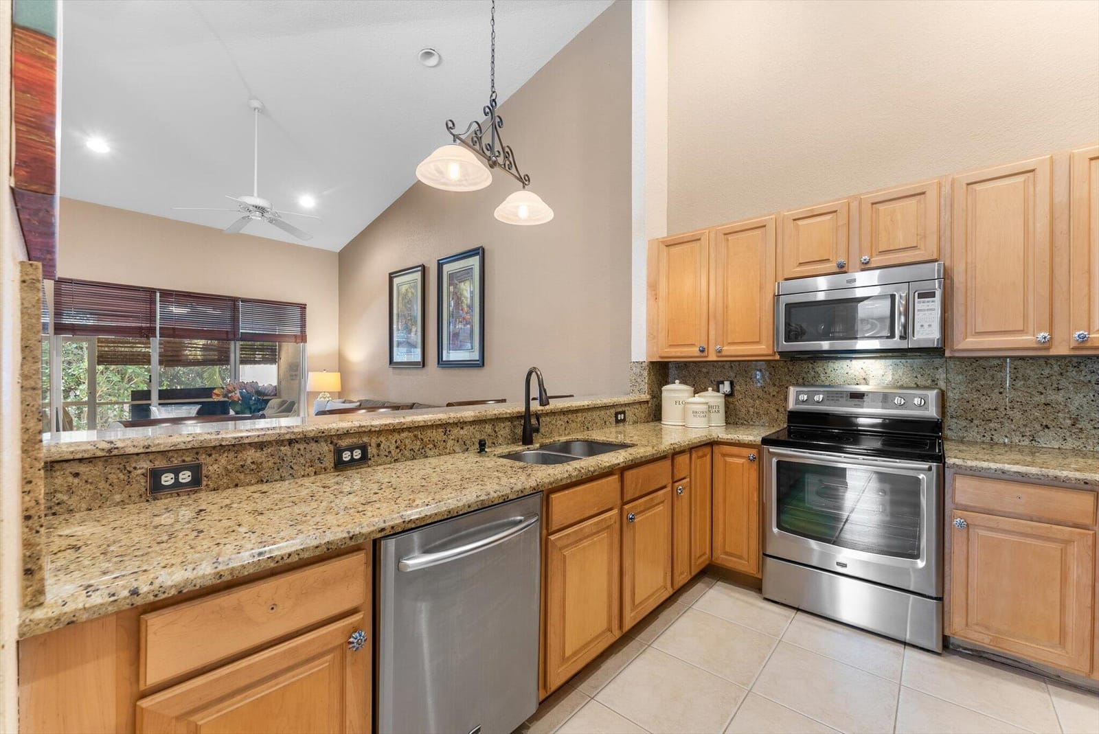 392 W Coral Trace Circle — photo 5