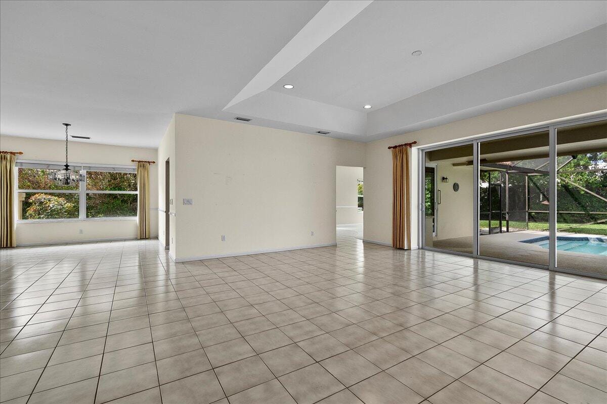 9953 SE Mahogany Way — photo 8