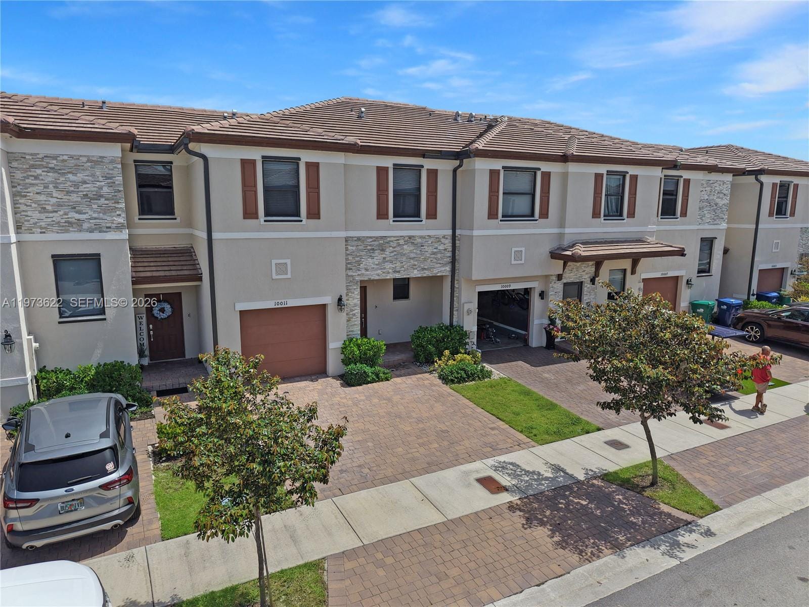 10011 SW 231st Lane, Miami, FL 33190 photo 1