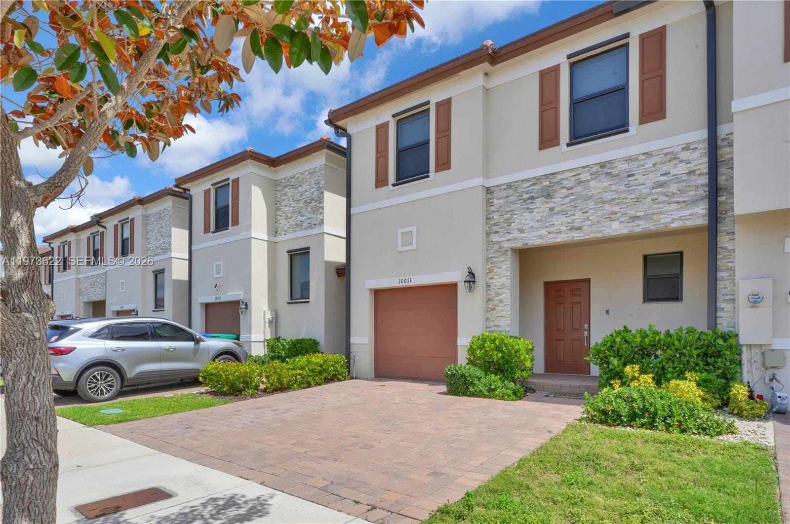 10011 SW 231st Lane, Miami, FL 33190 photo 2