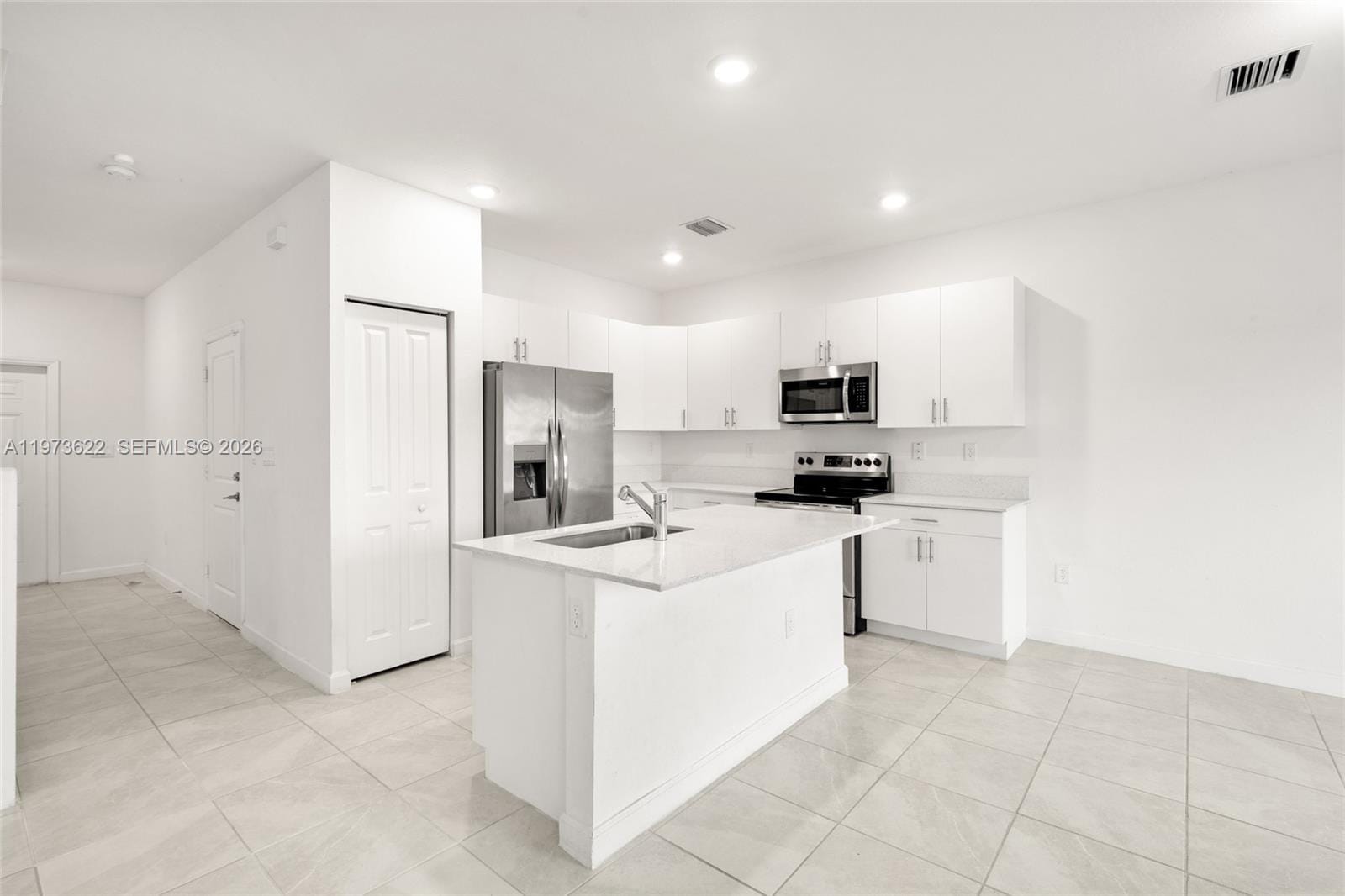 10011 SW 231st Lane, Miami, FL 33190 photo 5