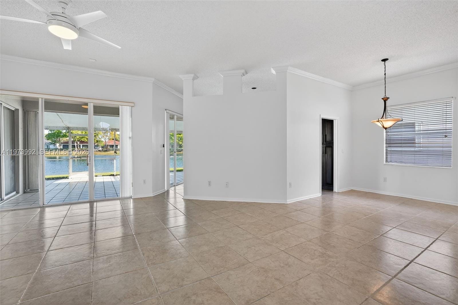 2385 SE 7th Place, Homestead, FL 33033 photo 9