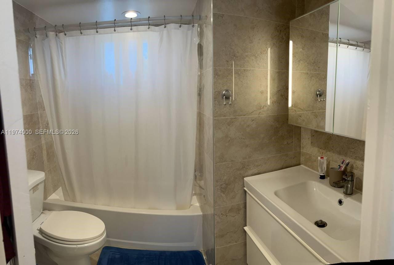 1150 NE 191st Street 34, Miami, FL 33179 photo 3