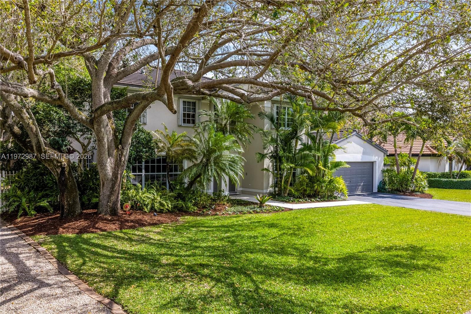 16085 SW 84th Place, Palmetto Bay, FL 33157 photo 2