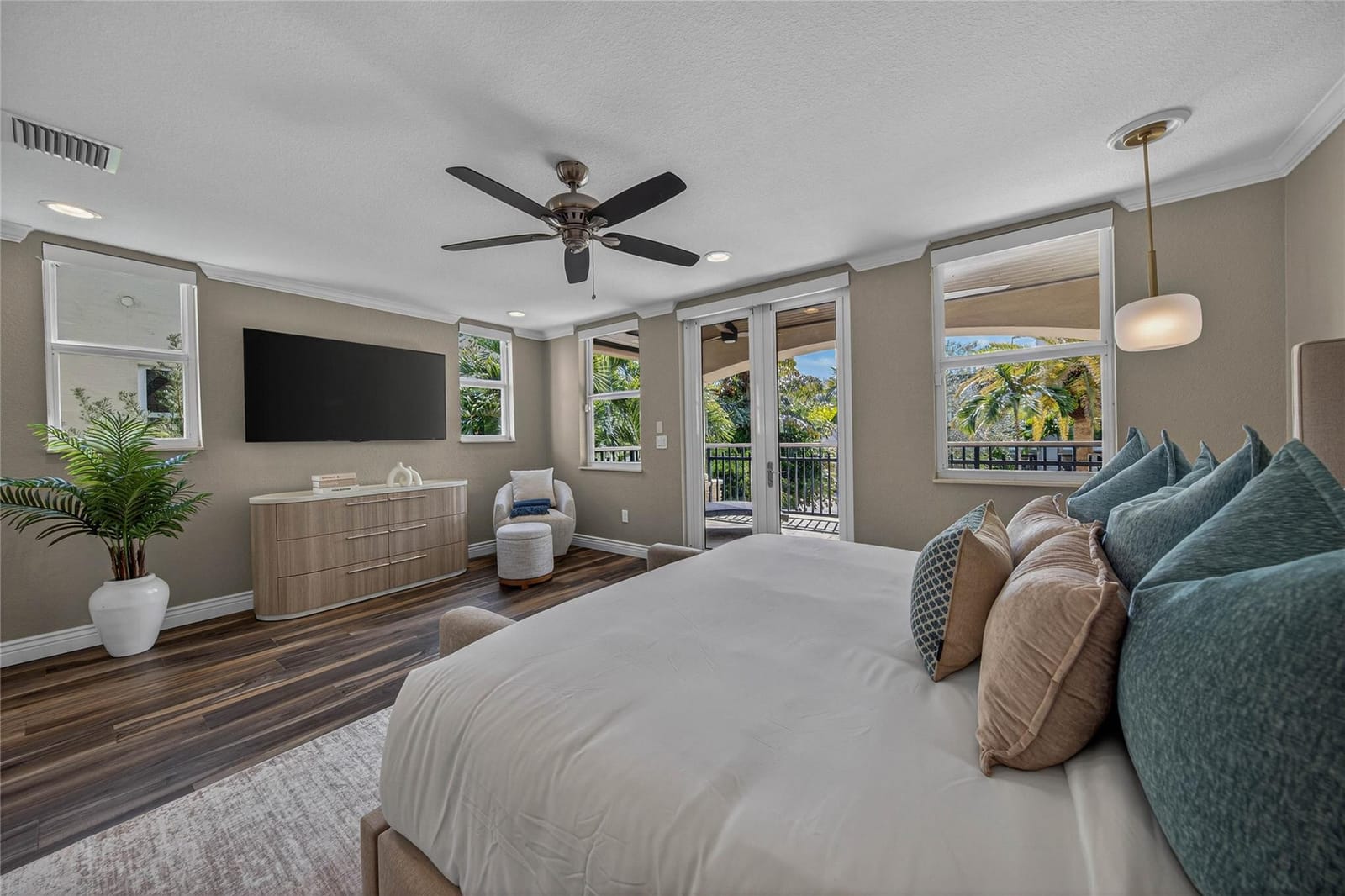 1215 NE 1st Street, Fort Lauderdale, FL 33301 photo 28