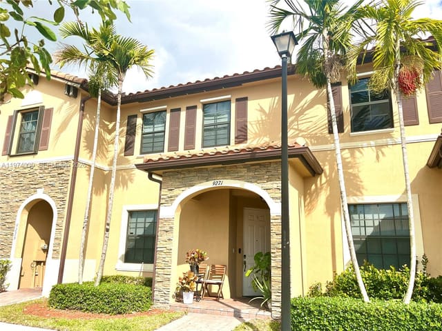 9271 W 33rd Lane, Bonterra, Hialeah, FL