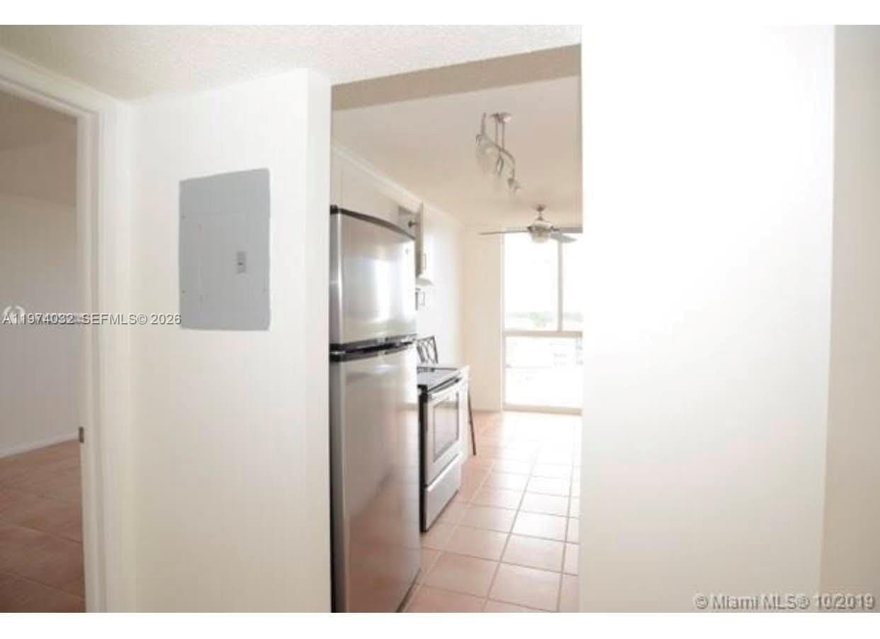 1688 West Avenue 1107, Miami Beach, FL 33139 photo 14