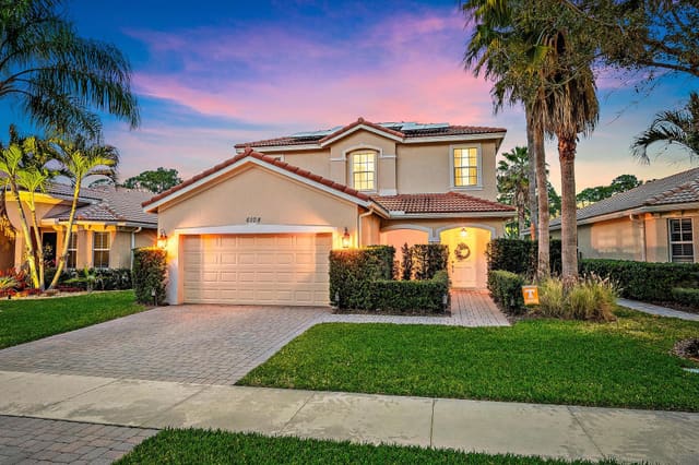 6108 SE Turn Leaf Trail, sold in The Oaks, Hobe Sound, FL