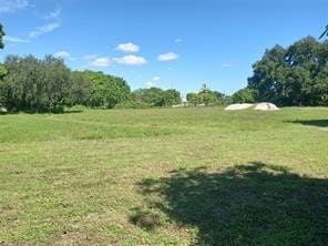 2014 NW 28th Street, Oakland Park, FL 33311 photo 4