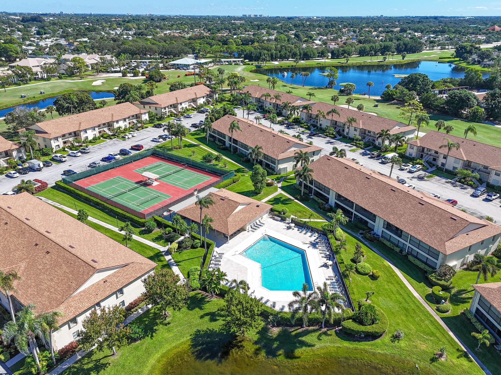 901 Pinecrest Circle C, Jupiter, FL 33458 photo 15