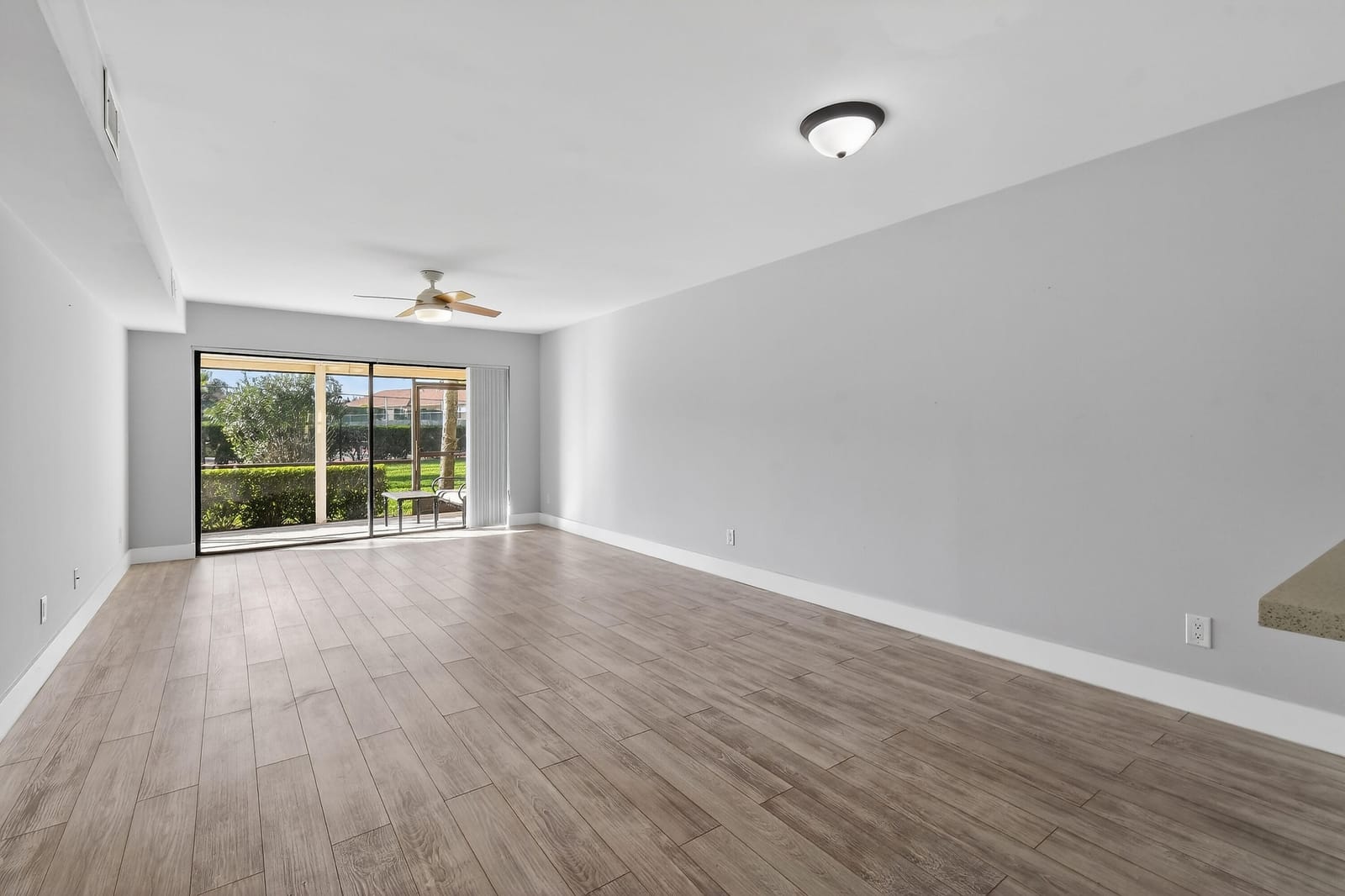 901 Pinecrest Circle C — photo 6