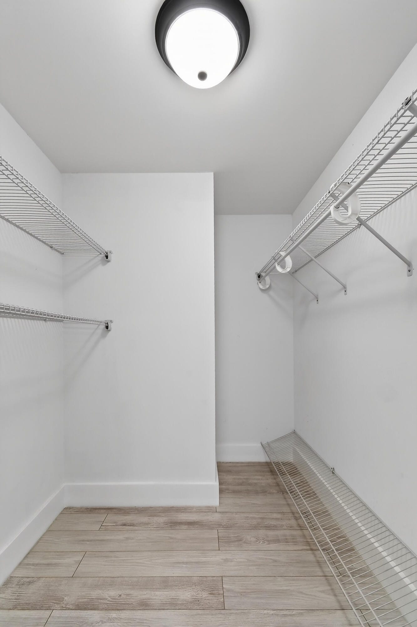 901 Pinecrest Circle C — photo 10