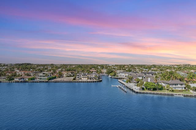 3420 S Ocean Boulevard 9t, sold in Coronado At Highland Beach Condo, Highland Beach, FL