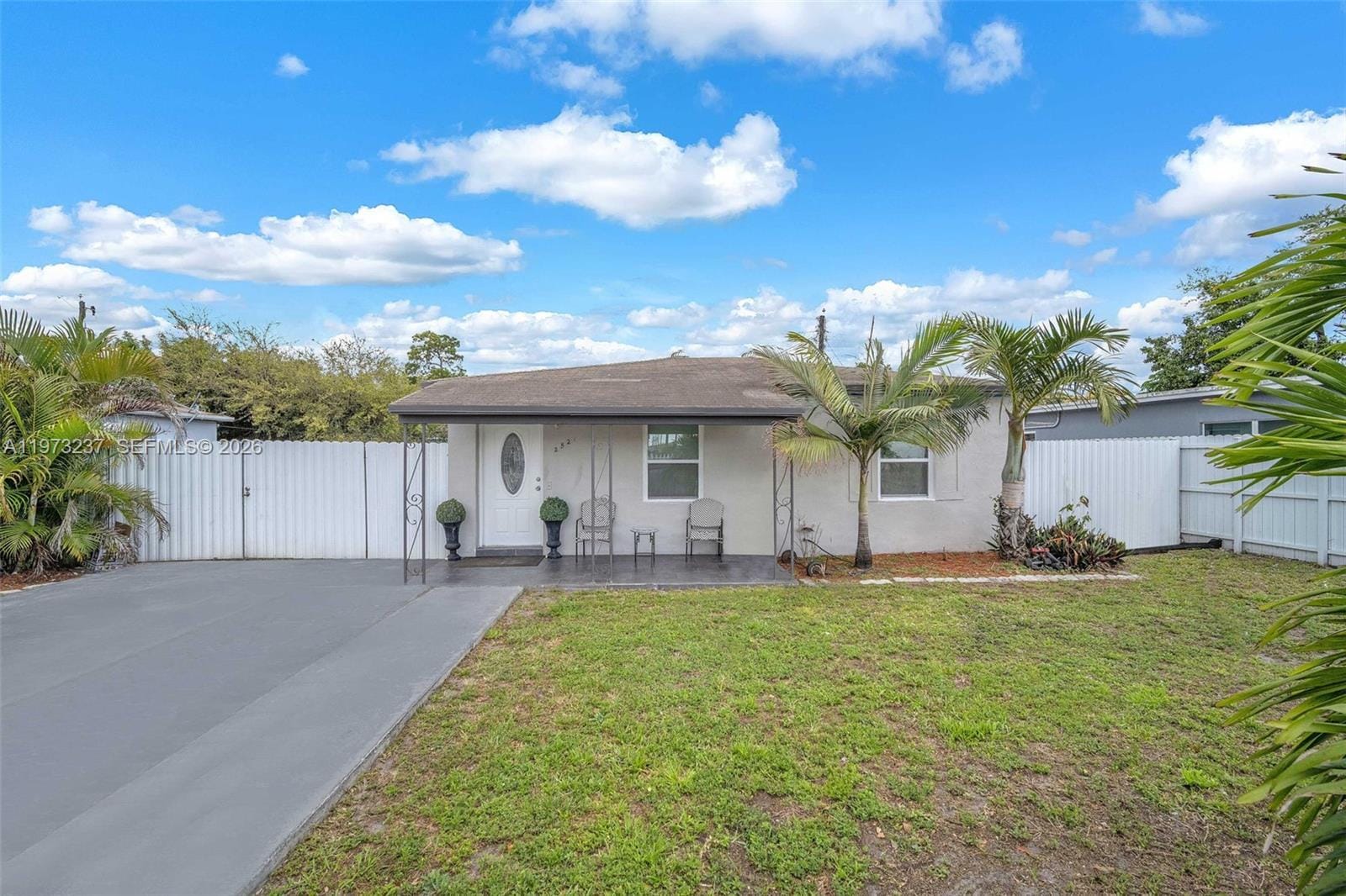 2521 NW 151st Street, Miami Gardens, FL 33054 photo 2