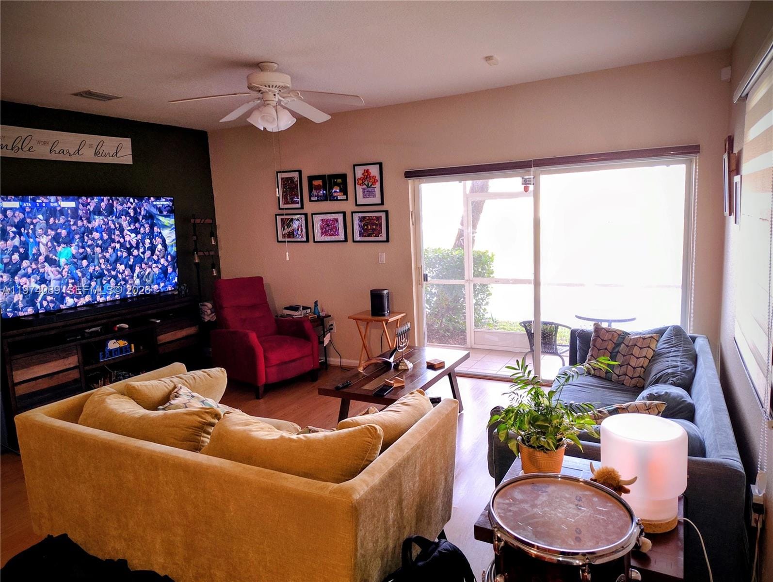 8891 N Isles Circle — photo 2