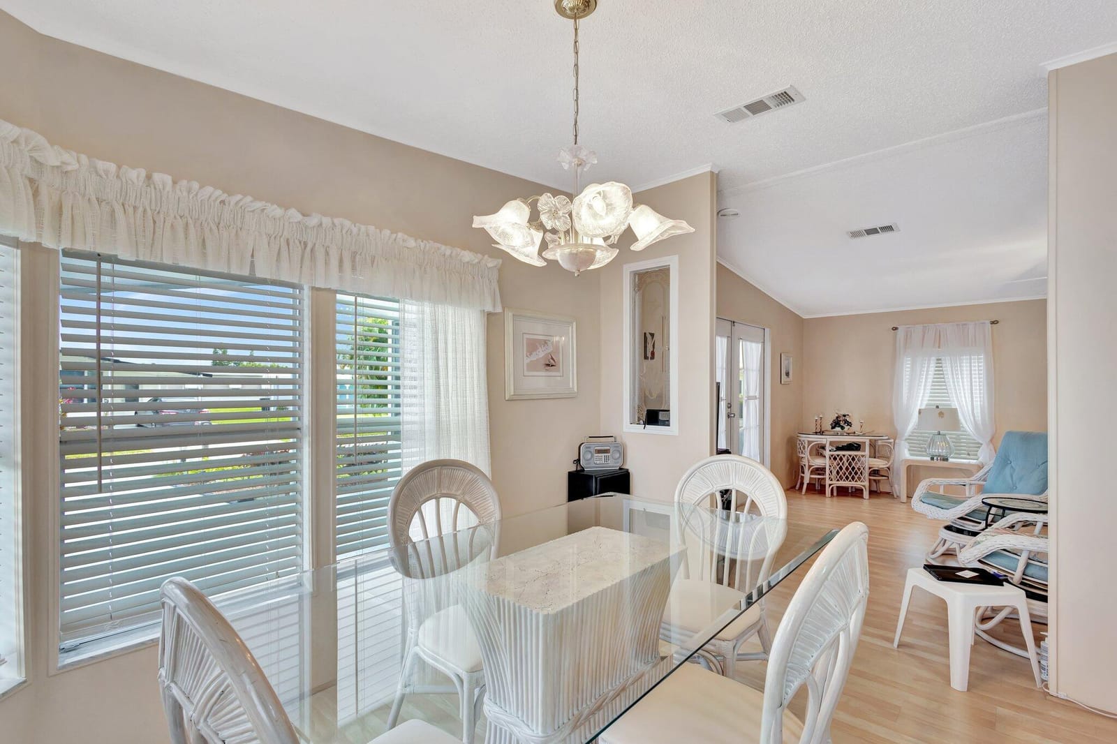 14359 Cancun Avenue — photo 9
