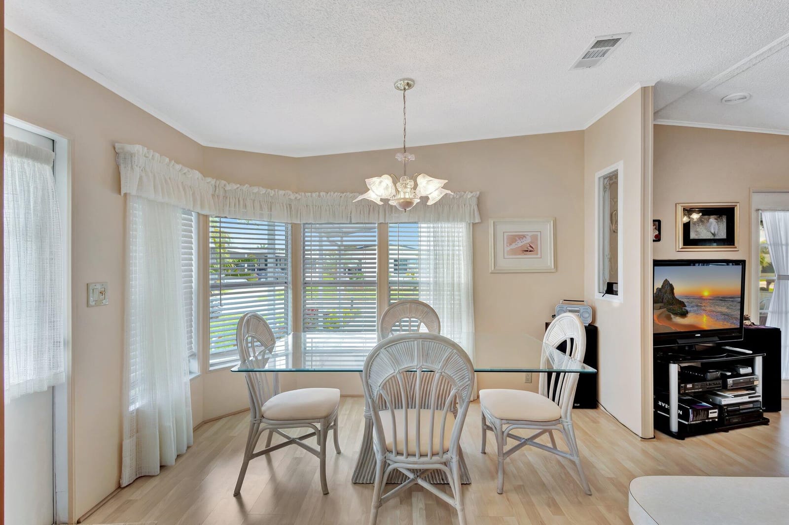 14359 Cancun Avenue — photo 10