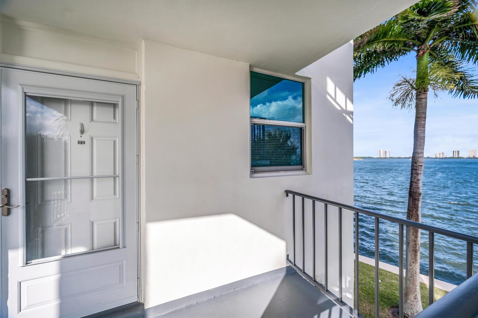 100 Paradise Harbour Boulevard 304, North Palm Beach, FL 33408 photo 22