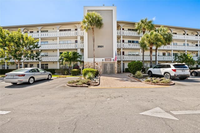 3501 Bimini Lane D4, Wynmoor Country Club, Coconut Creek, FL