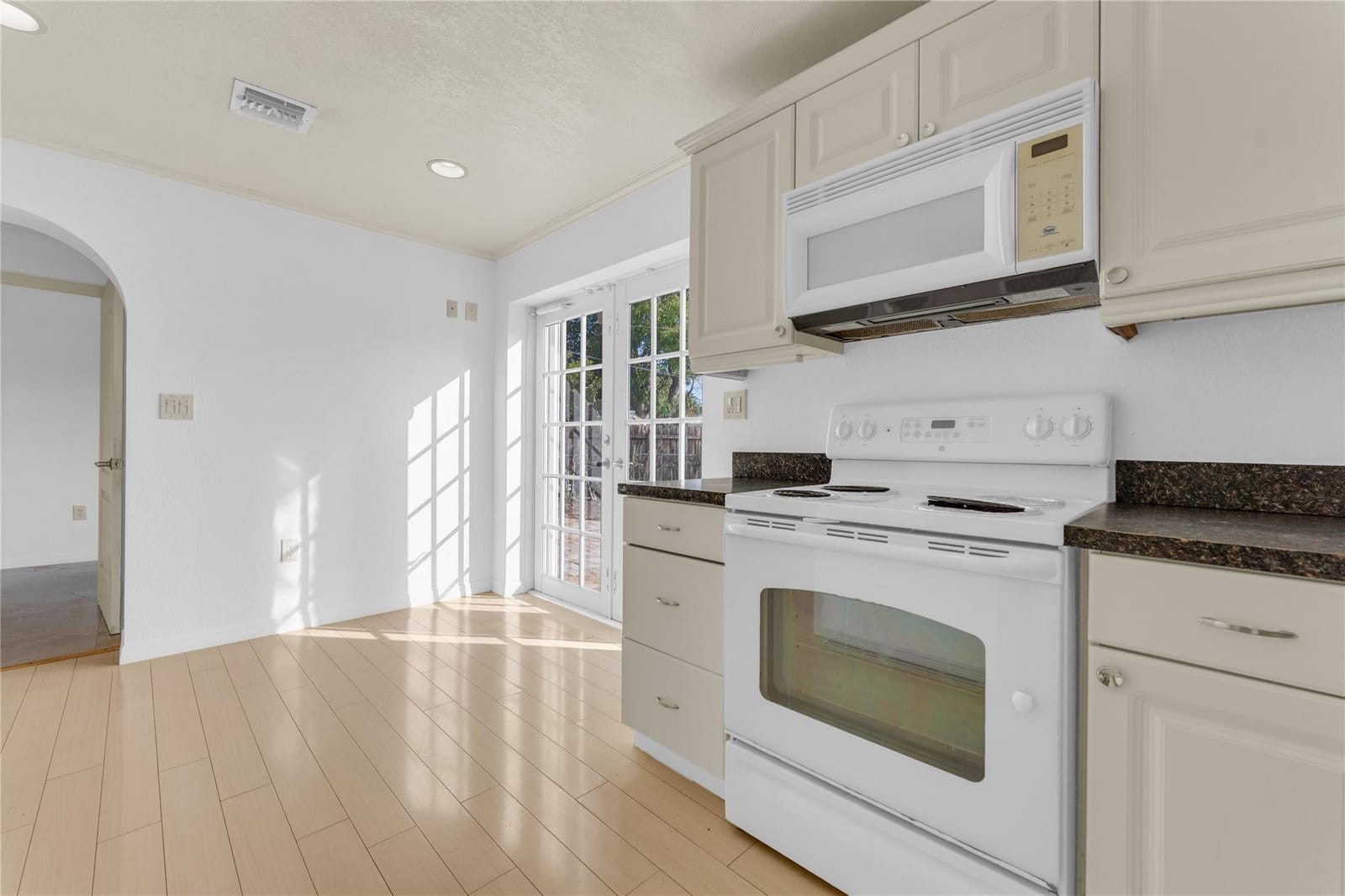 2132 SW 50th Avenue, Fort Lauderdale, FL 33317 photo 13
