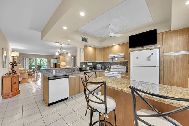 2102 Lucaya Bend D2, sold in Wynmoor Village, Coconut Creek, FL