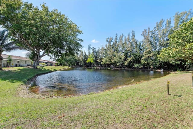 5949 Arbol Drive 5949, Delray Beach, FL 33484
