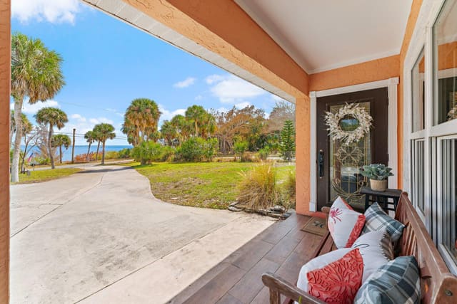 8907 S Indian River Drive, sold in Metes & Bounds, Fort Pierce, FL