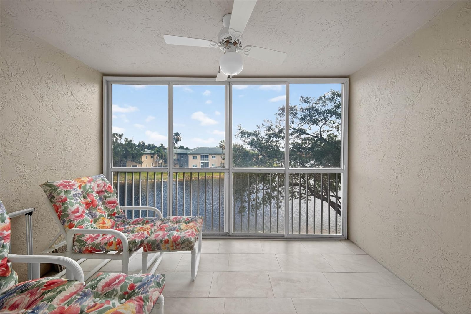 7872 Trent Drive 305 — photo 3