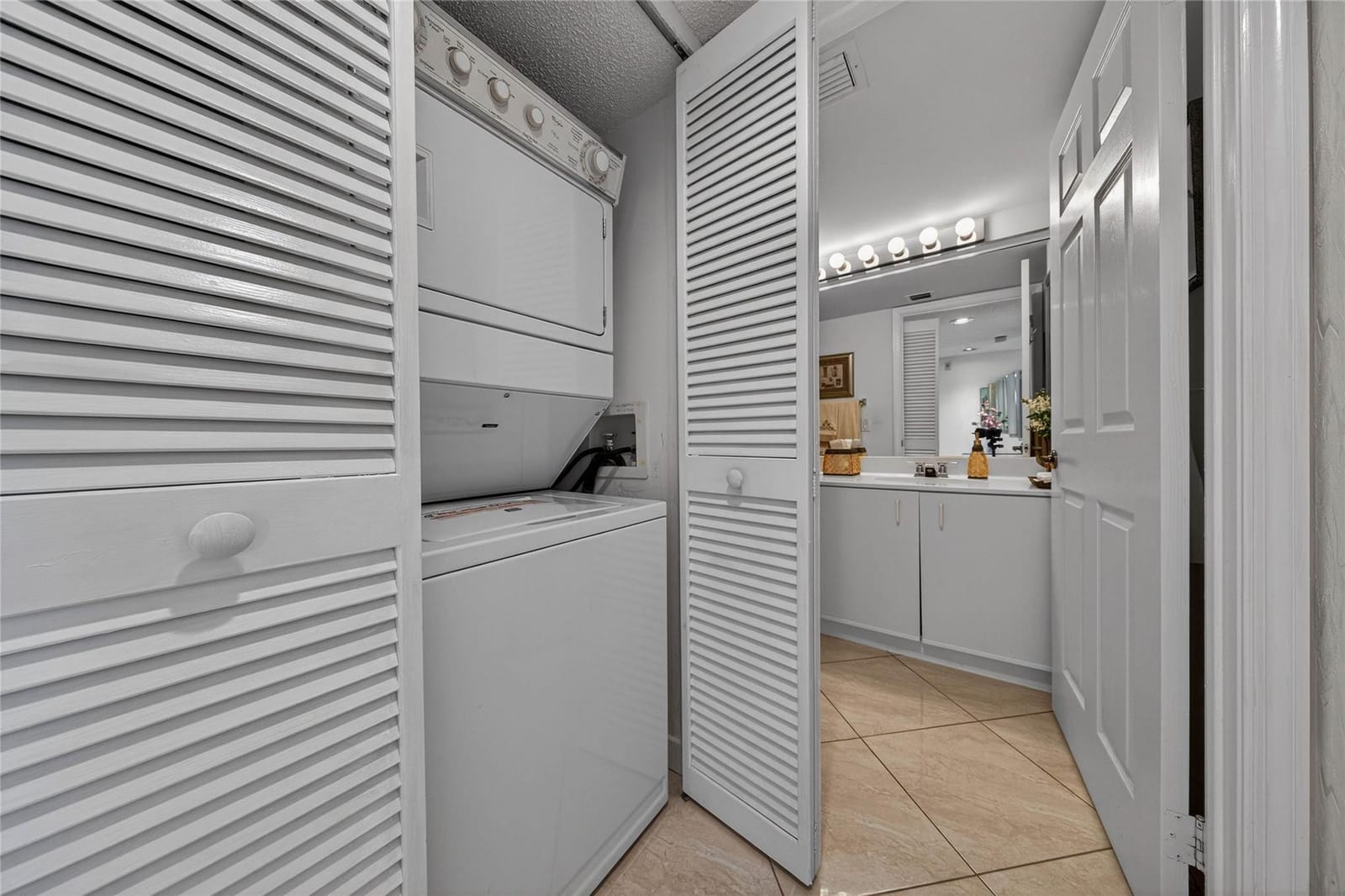 7872 Trent Drive 305, Fort Lauderdale, FL 33321 photo 27