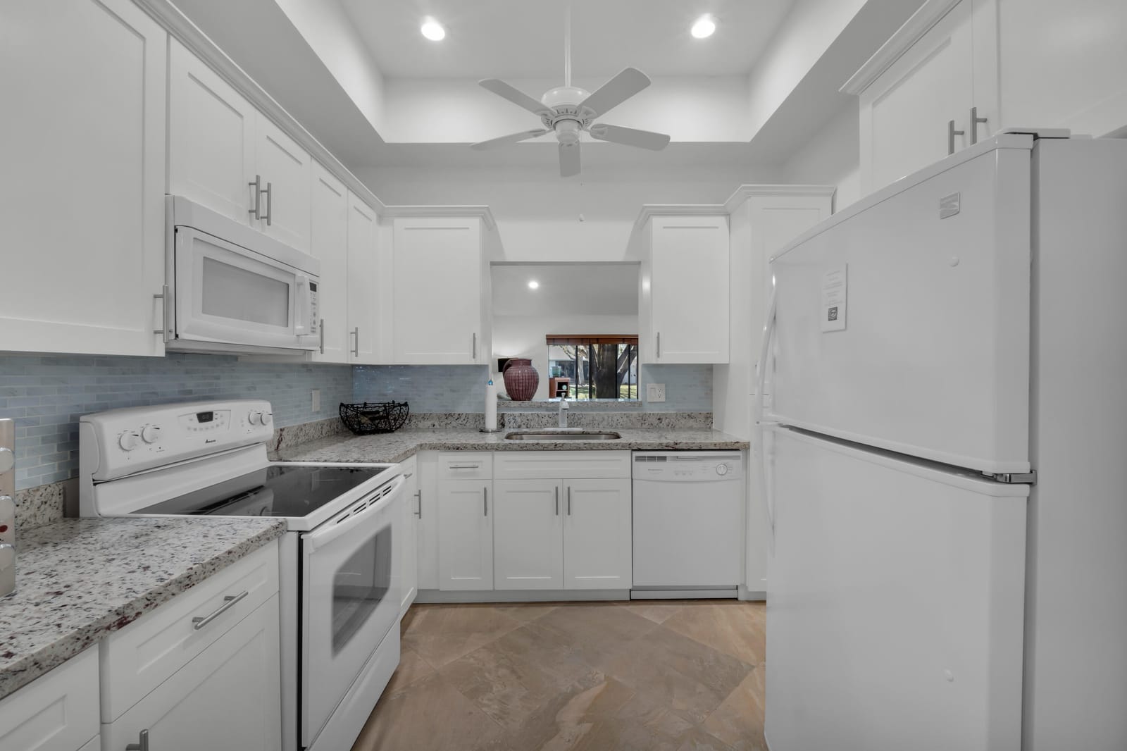 10980 Lake Front Place — photo 10