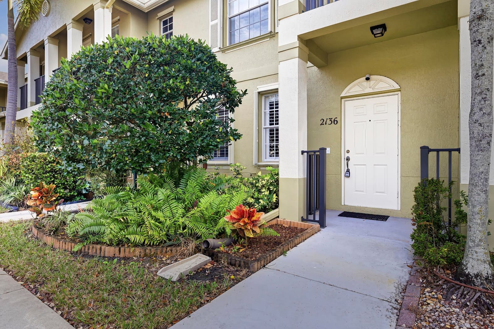 2136 SE Eatonville Drive, Port St. Lucie, FL 34952